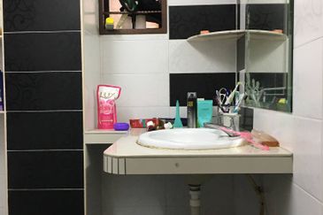 Jalan Dato Dagang 37