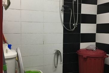 Jalan Dato Dagang 37