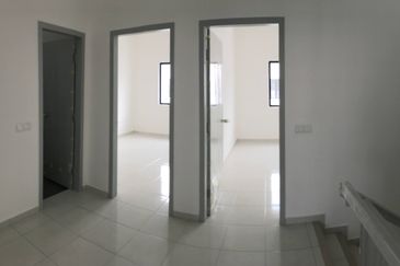 Jalan Setia Permai U13/42E