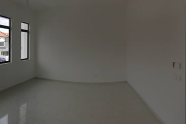 Jalan Setia Permai U13/42E