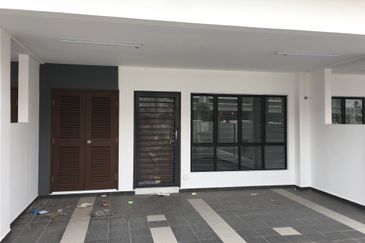 Jalan Setia Permai U13/42E