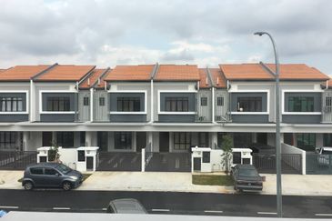 Jalan Setia Permai U13/42E