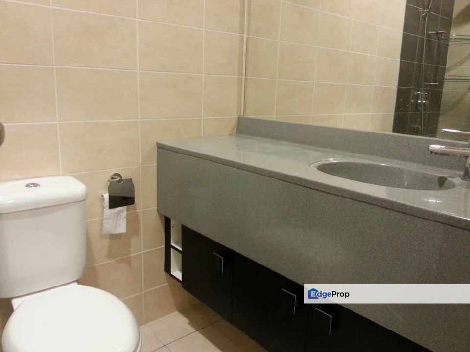 Shaftsbury Square Soho Cyberjaya Basic Unit, Selangor, Cyberjaya