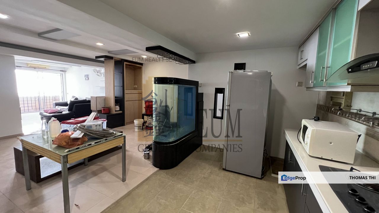 Pelangi Height Partial Furnished unit for Sale, Selangor, Klang