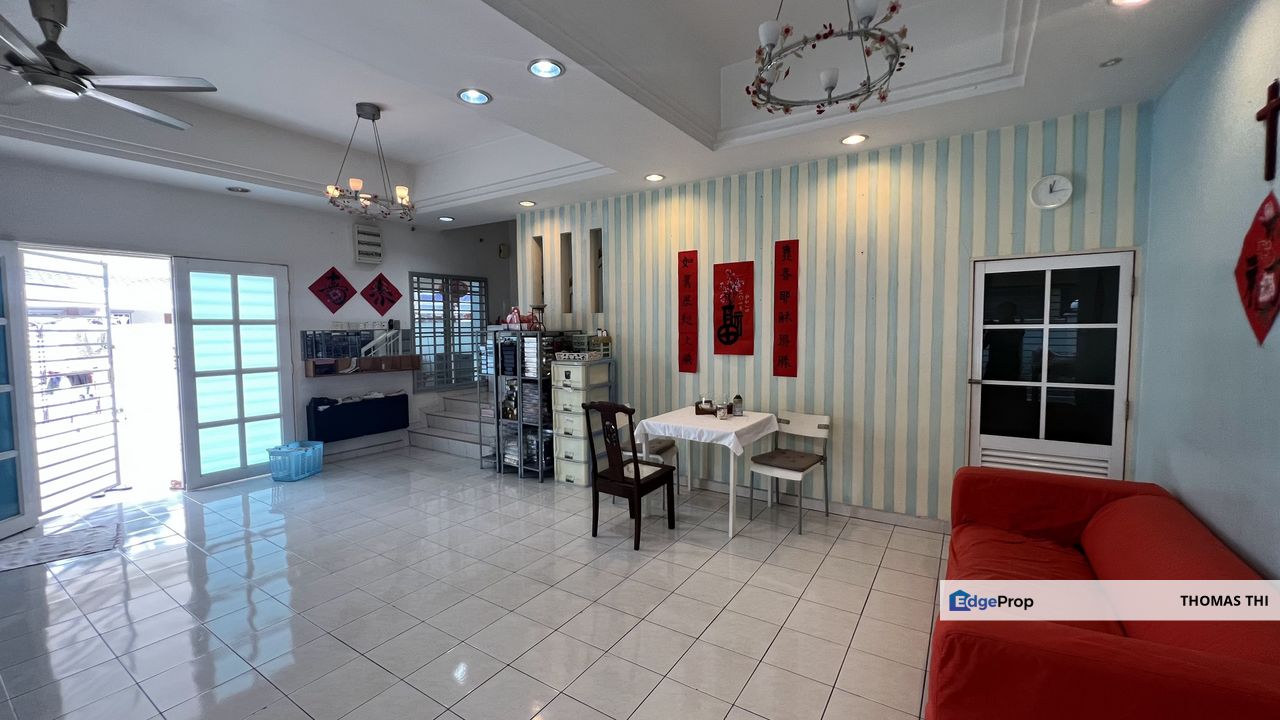 Klang Batu Belah 2 Storey Semi D Renovated House for Sale , Selangor, Klang