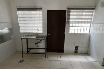 Jalan Setia Permai U13/43F