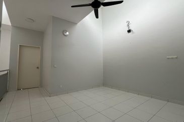 Jalan Setia Permai U13/43F