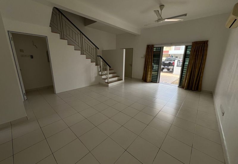 Bandar Bukit Raja Saron 2 Storey Terrace House
