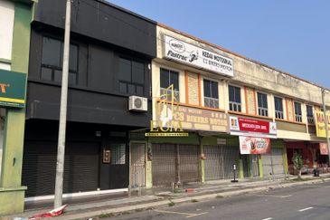 Kuala Selangor, Bukit Rotan, Assam Jawa 2 Storey Terrace Shop for Sale