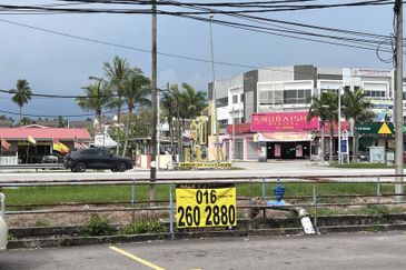 Kuala Selangor, Bukit Rotan, Assam Jawa 2 Storey Terrace Shop for Sale