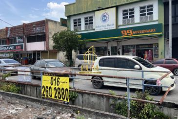 Kuala Selangor, Bukit Rotan, Assam Jawa 2 Storey Terrace Shop for Sale