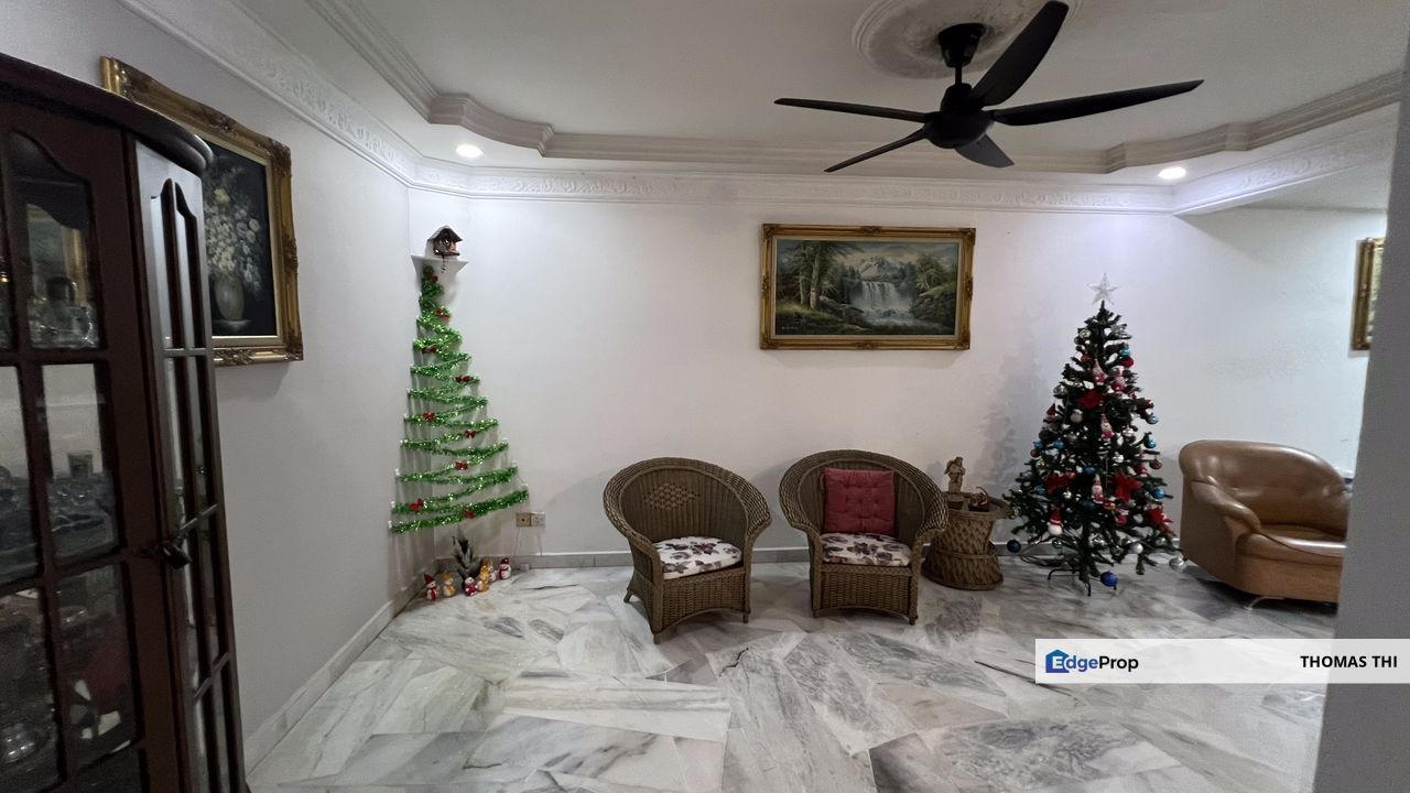 Shah Alam Seksyen 20, 2 Storey Endlot Renovated , Selangor, Shah Alam