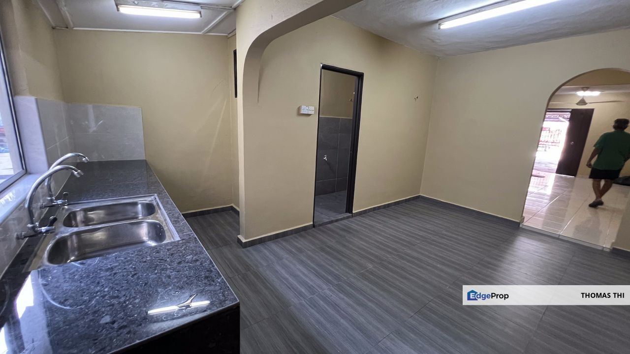 Shah Alam Sri Muda 2 Storey Fully Renovated & Extened House for Sale RM350k, Selangor, Shah Alam