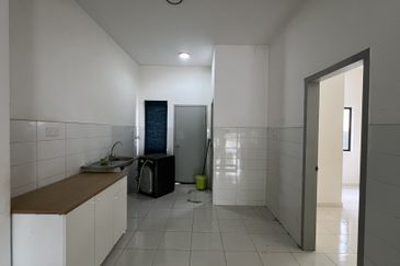 Jalan Setia Permai U13/42F