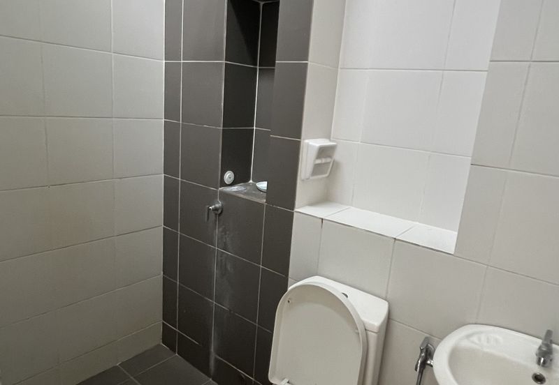 Jalan Setia Permai U13/42F