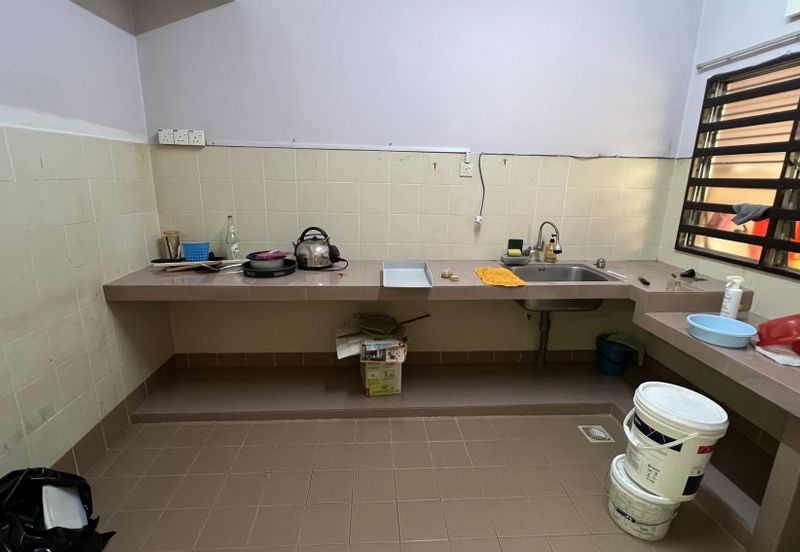 Jalan Makyong, Bandar Bukit Raja