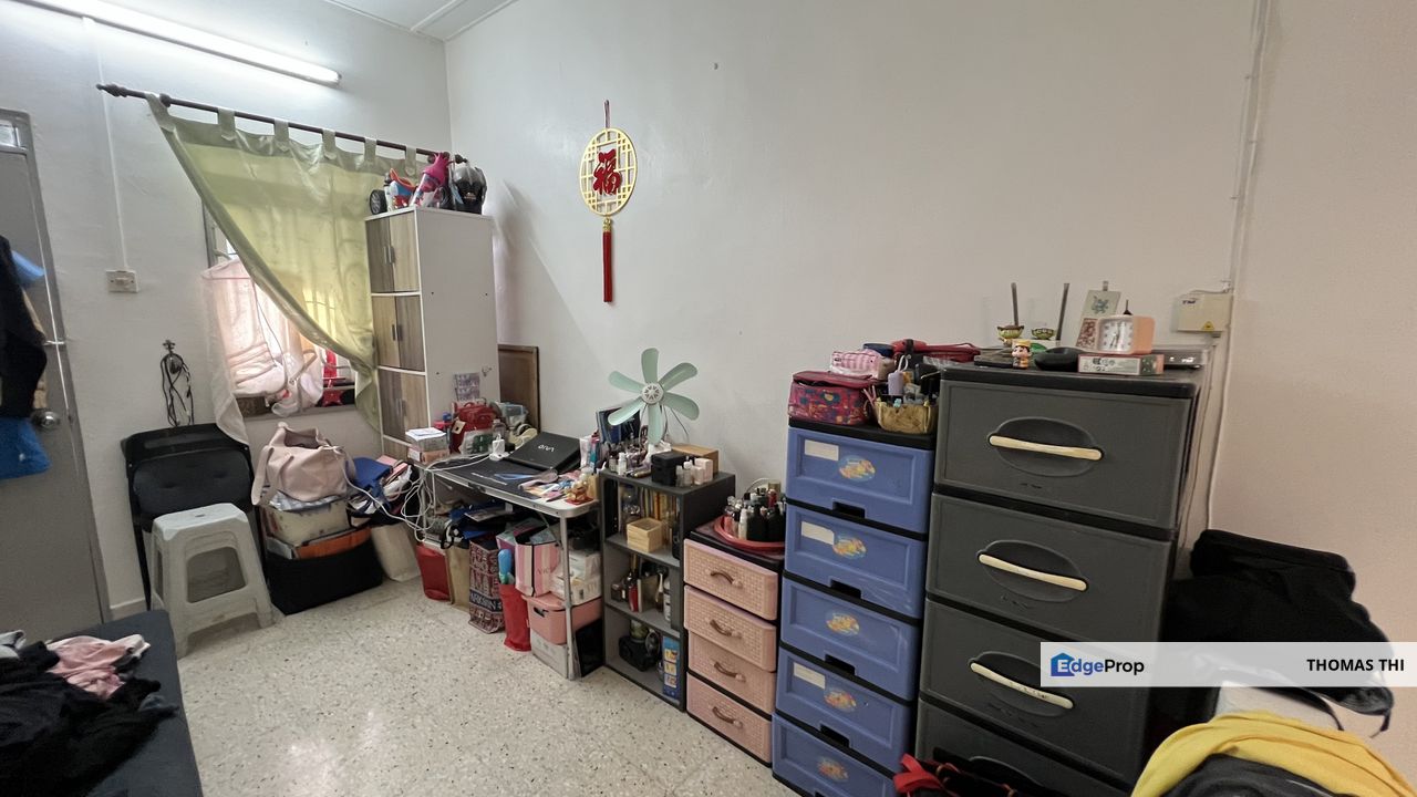 Klang Utama Double Storey Good Condition House for Sale RM400k, Selangor, Klang