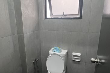 EDUSENTRAL SETIA ALAM 3RD FLOOR OFFICE UNIT FOR RENT