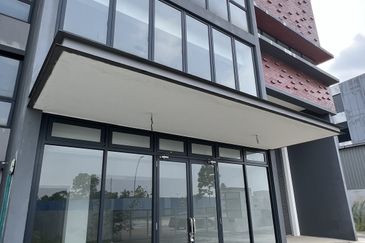 Elmina Business Park