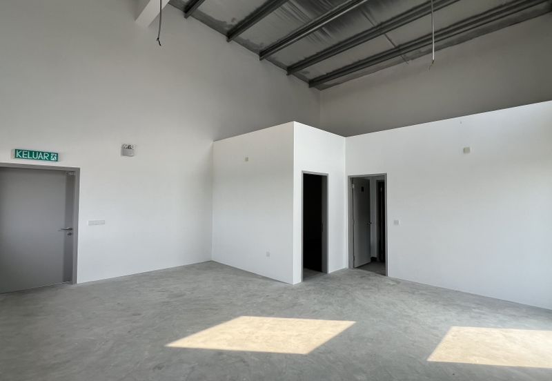 Elmina Business Park