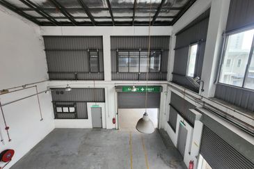 Gateway 16, Bandar Bukit Raja