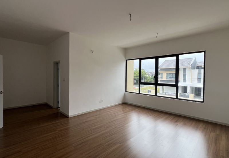 Tilia Encorp Cahaya Alam