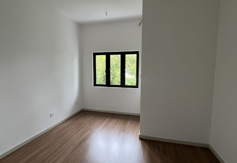 Tilia Encorp Cahaya Alam