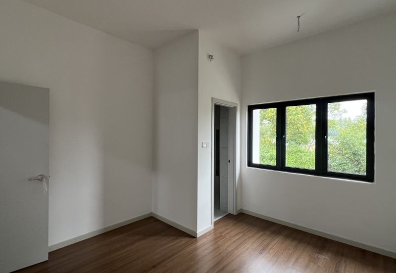 Tilia Encorp Cahaya Alam