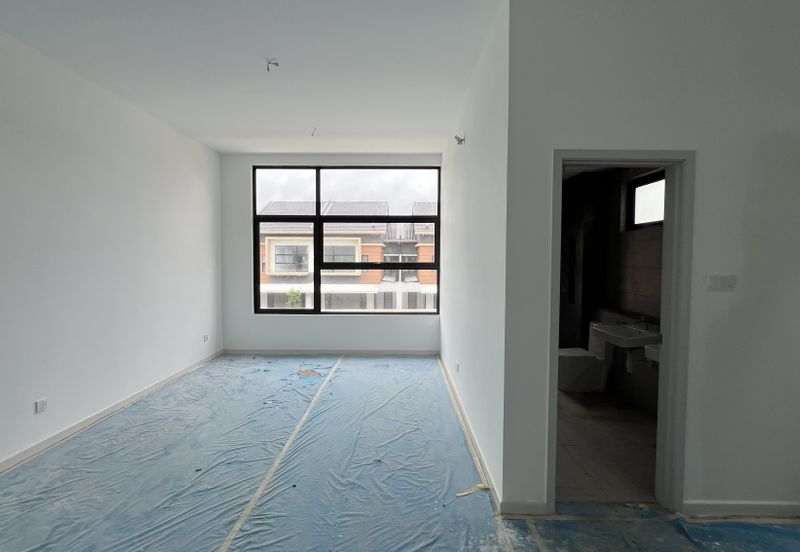 Tilia Encorp Cahaya Alam