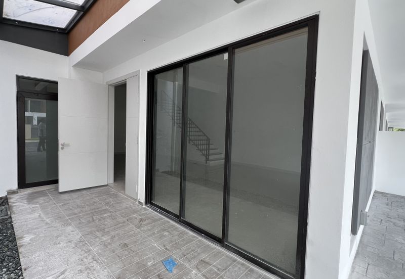 Tilia Encorp Cahaya Alam