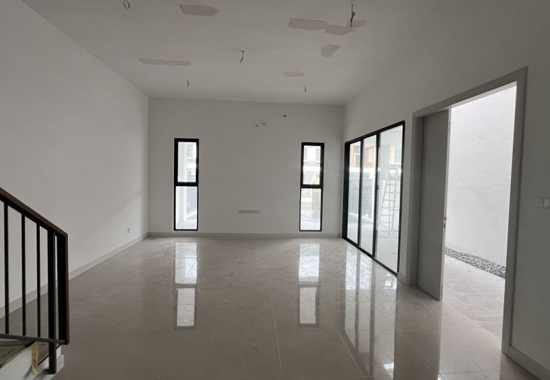 Tilia Encorp Cahaya Alam