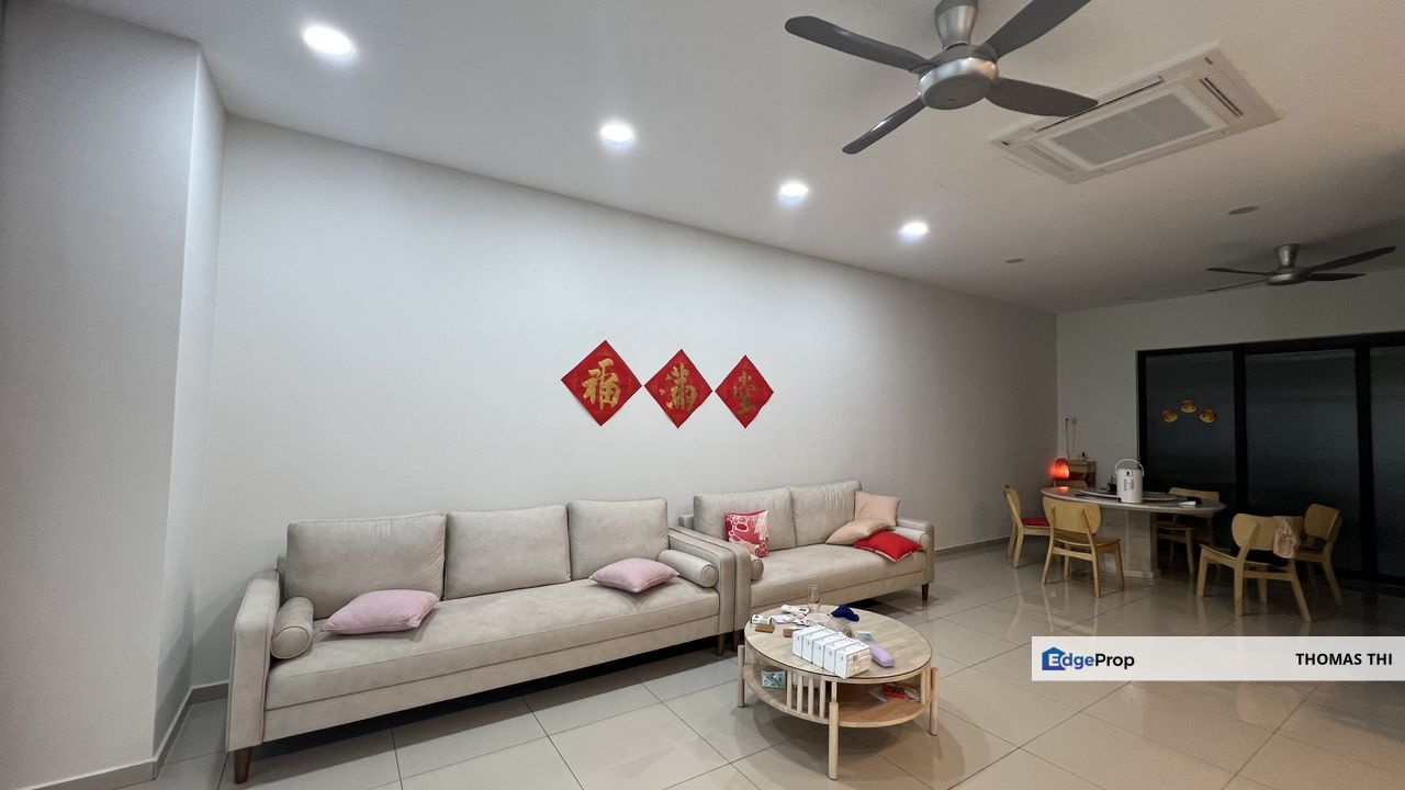 Idaman Grand Residence/Sentosa Idaman 3 Storey Renovated Superlink House For Sale, Selangor, Klang