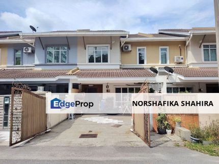 (GATED AND GUARDED) Double Storey Superlink House, Taman Suria Tropika, Seri Kembangan/Serdang, Selangor, Serdang