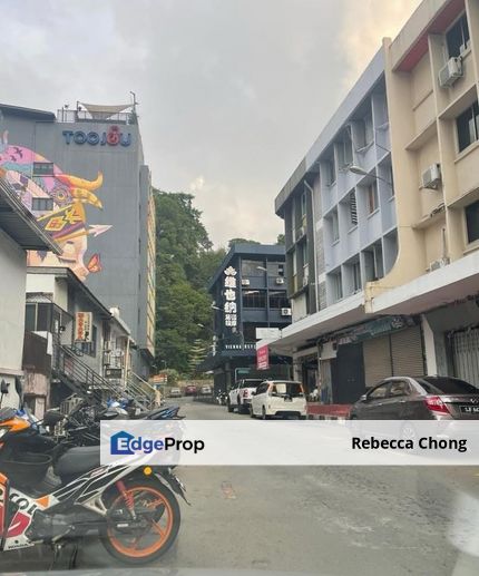 𝐅𝐎𝐑 𝐒𝐀𝐋𝐄 - 𝐁𝐚𝐧𝐝𝐚𝐫𝐚𝐧 𝐁𝐞𝐫𝐣𝐚𝐲𝐚 𝟒-𝐬𝐭𝐨𝐫𝐞𝐲 𝐂𝐨𝐫𝐧𝐞𝐫 𝐒𝐡𝐨𝐩𝐥𝐨𝐭 | 𝐊𝐊 𝐓𝐨𝐰𝐧, Sabah, Kota Kinabalu