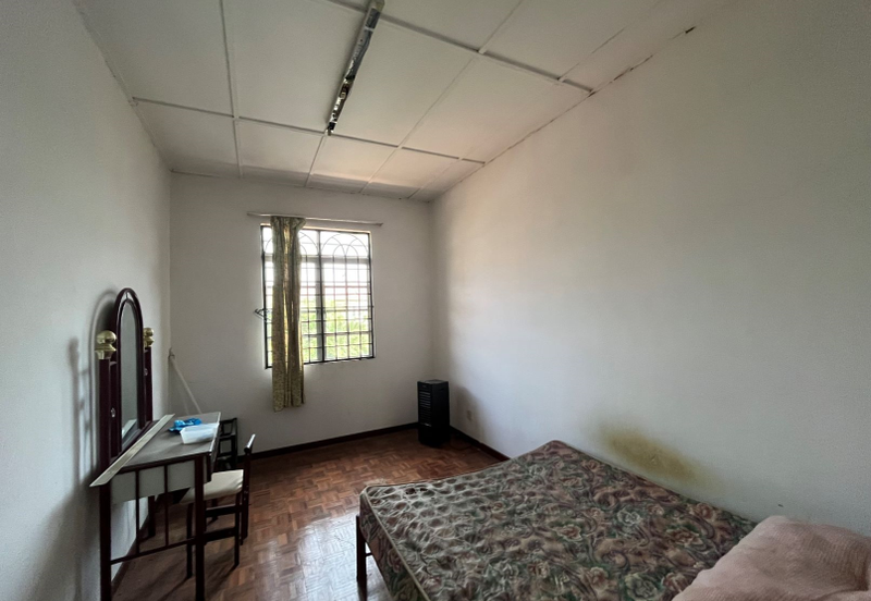 Taman Mawar, Bandar Baru Salak Tinggi