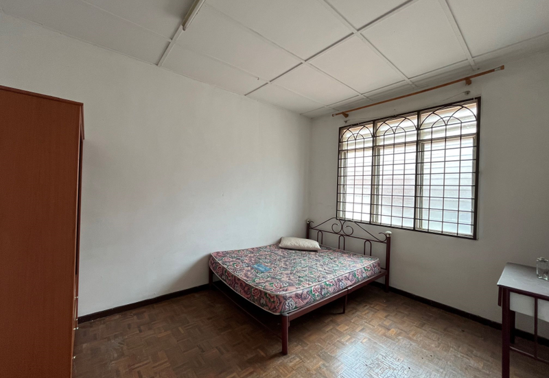 Taman Mawar, Bandar Baru Salak Tinggi