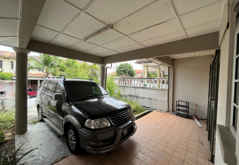 Taman Mawar, Bandar Baru Salak Tinggi