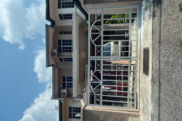 Taman Mawar, Bandar Baru Salak Tinggi