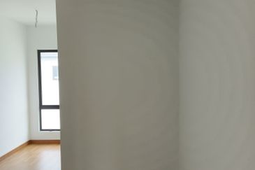 ATHIRA, Bandar Bukit Raja