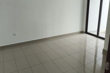 ATHIRA, Bandar Bukit Raja