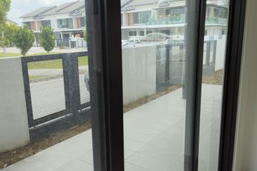 ATHIRA, Bandar Bukit Raja