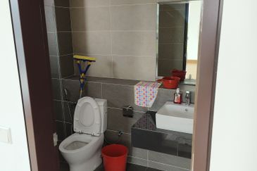 ATHIRA, Bandar Bukit Raja