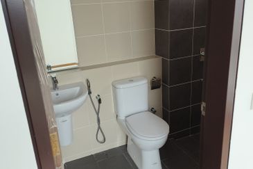 ATHIRA, Bandar Bukit Raja