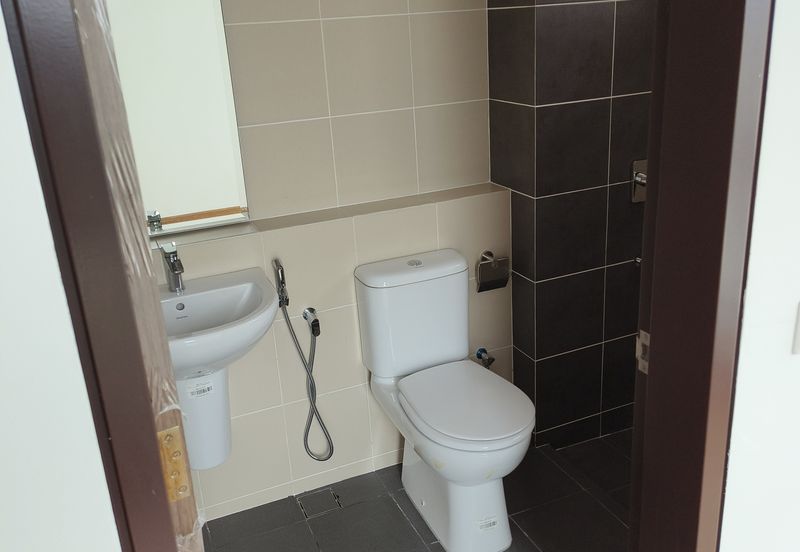 ATHIRA, Bandar Bukit Raja