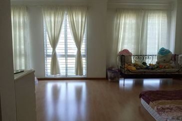 Taman Paloma For Sale 