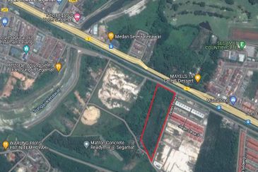 MAIN ROAD LAND 7.7 Ekar Tanah di Segamat