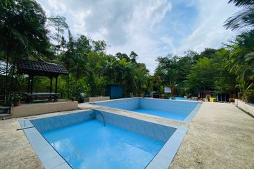 Chalet di Sungai Sendat, Ulu Yam, Batang Kali