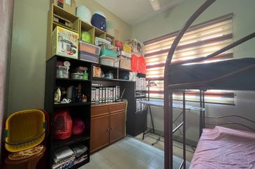 Jalan Suasana, Bandar Tun Hussein Onn