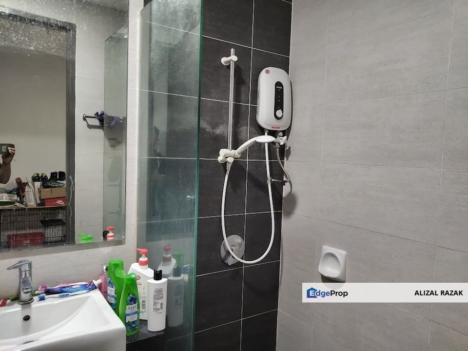 Bandar Sri Permaisuri - Queensville Cheras Suite For Sale [Fully Furnished, ROI 6.8%] - 2 spacious parking, mature area, Kuala Lumpur, 