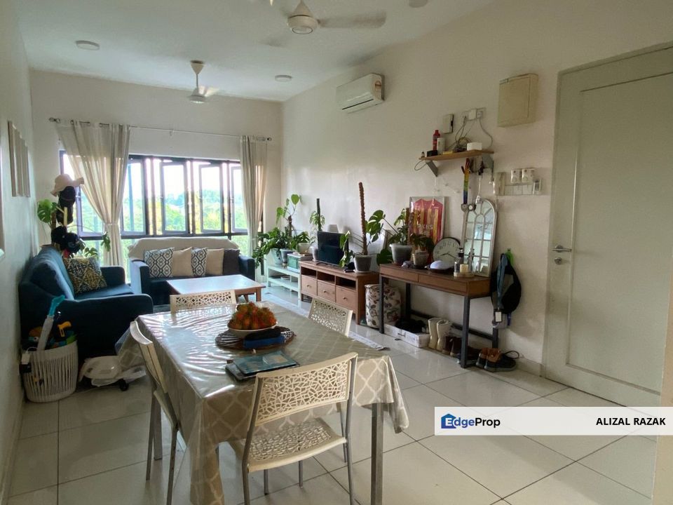 Bandar Tun Hussein Onn Cheras - Tasik Vista Residen For Sale [FREEHOLD, Corner Unit + 2 Parking], Selangor, Cheras